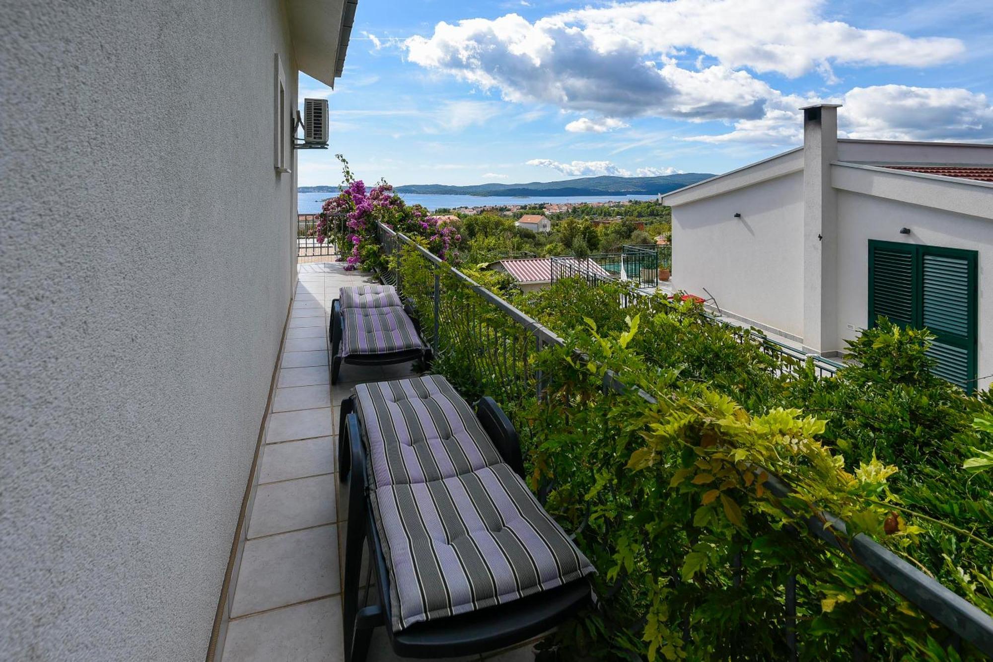 Apartments Villa Vida Оребич Экстерьер фото